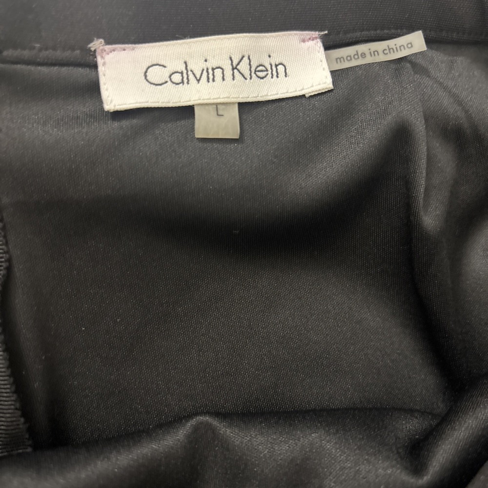 Calvin Klein Womens's Black /white Striped Pencil Knee Length Skirt Size Large - Picture 3 of 6